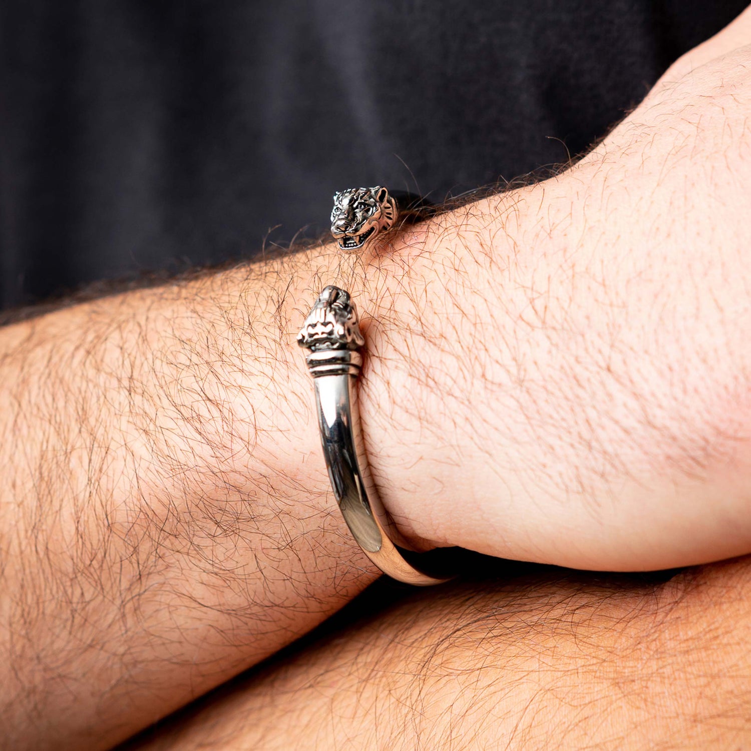 Cuff Armband met Tijgerkoppen
